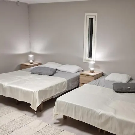 Villa Private Near Iso-syoete, Ideal For Families *